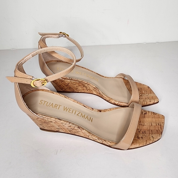 Stuart Weitzman Nudistcurve 50 Womens TanWedge Sandals Size 8